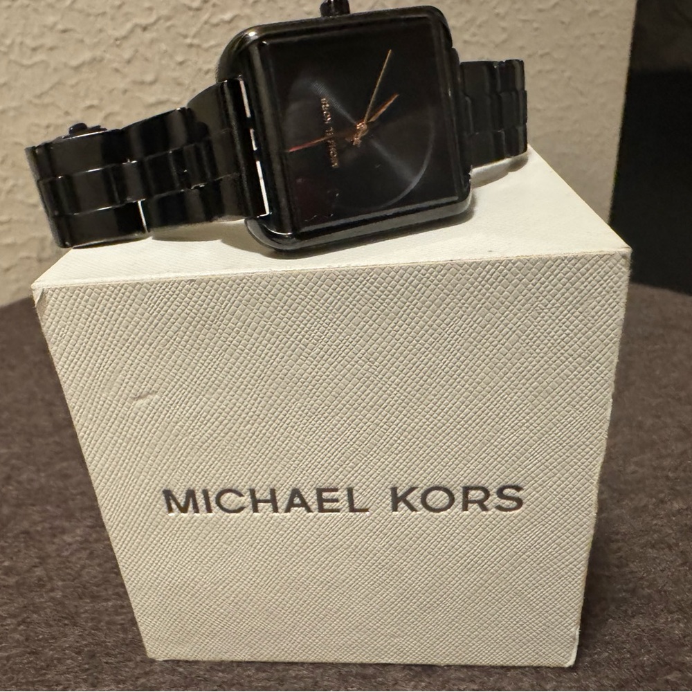 Michael Kors Black Watch - MK3666